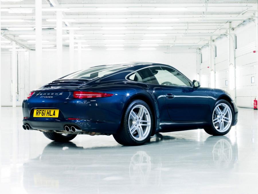  Porsche 911 Carrera 2011 года  (UK) (фото 6 из 7)